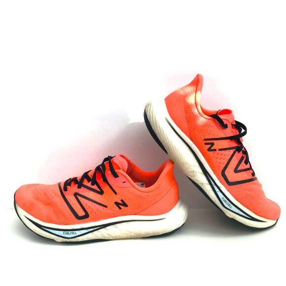 New Balance  FuelCell Revel